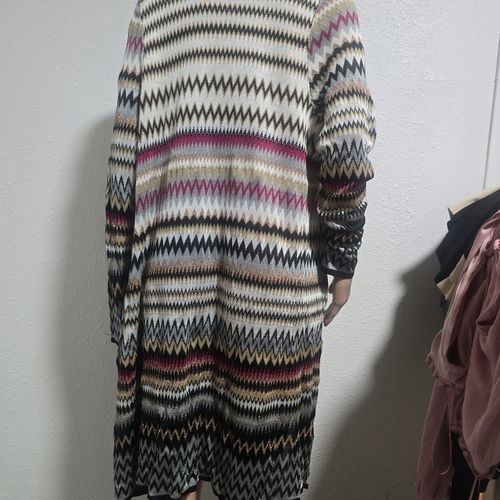 Chico's Black and Cream Zigzag Cardigan - Picture 5 of 6